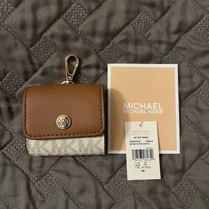 Michael Kors Jet Set Travel Case for AirPods